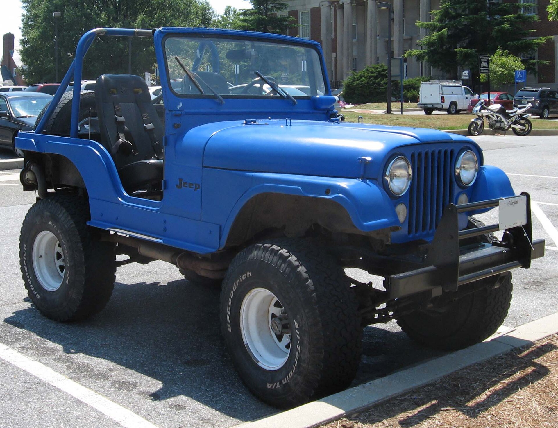 CJ